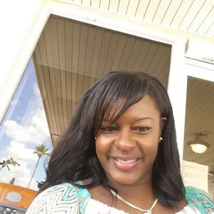 Meet your Posher, Gloria